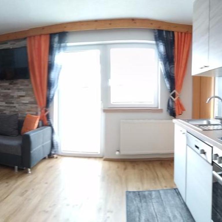 Apart Almrausch - Apartment mit Blick auf die Berge - 4