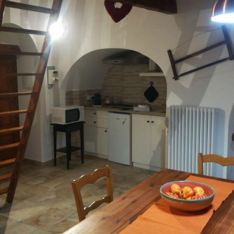 Trullo al vicoletto al civico 10, civico 8, civico 7 - Casa Vacanze - 20