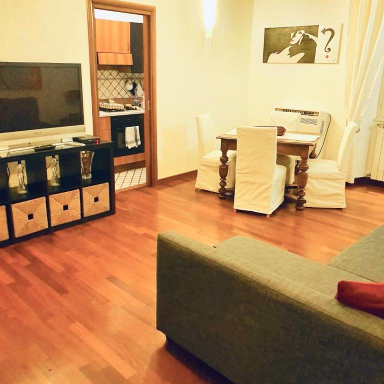 Comfort spazio e privacy 2 camere 2 bagni e self check in nel cuore di San Giovanni - Two-Bedroom Apartment - 9