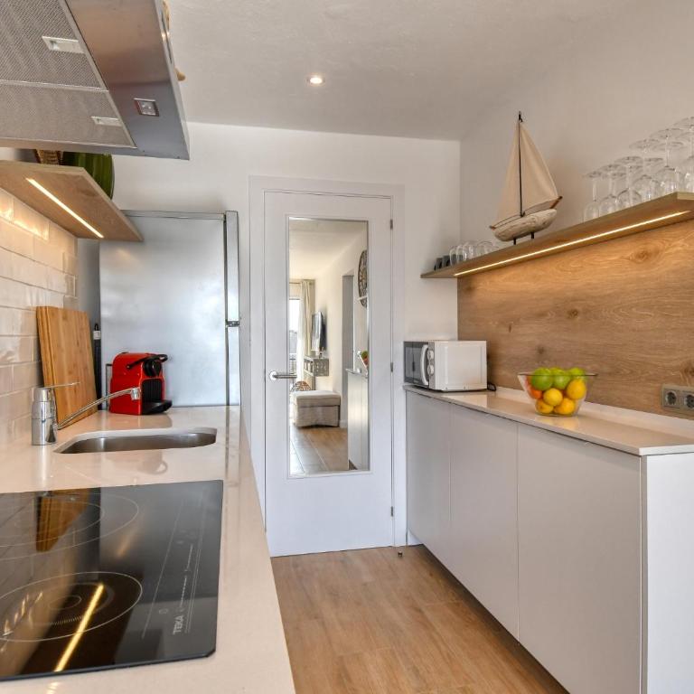 Refurbished apartment calella de pal. beach 250mts - Apartamento de 2 dormitorios - 10