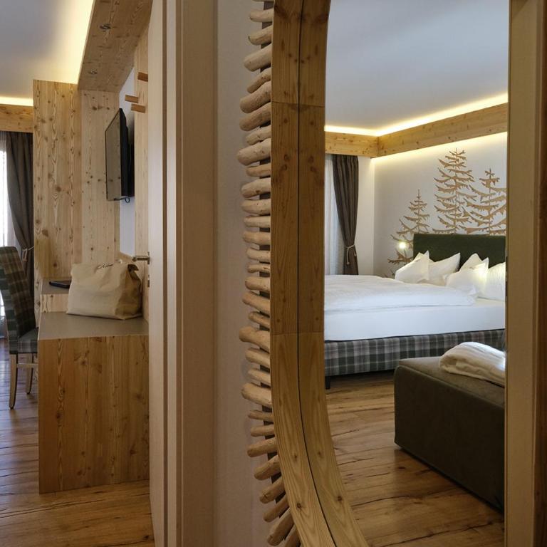 Cimon Dolomites Hotel - Camera Queen con Balcone - 3