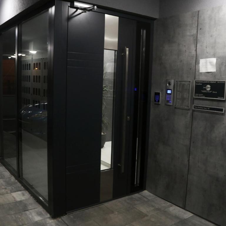 Apartman Natasa sa podzemnom garažom - Apartman sa 1 Spavaćom Sobom - 11