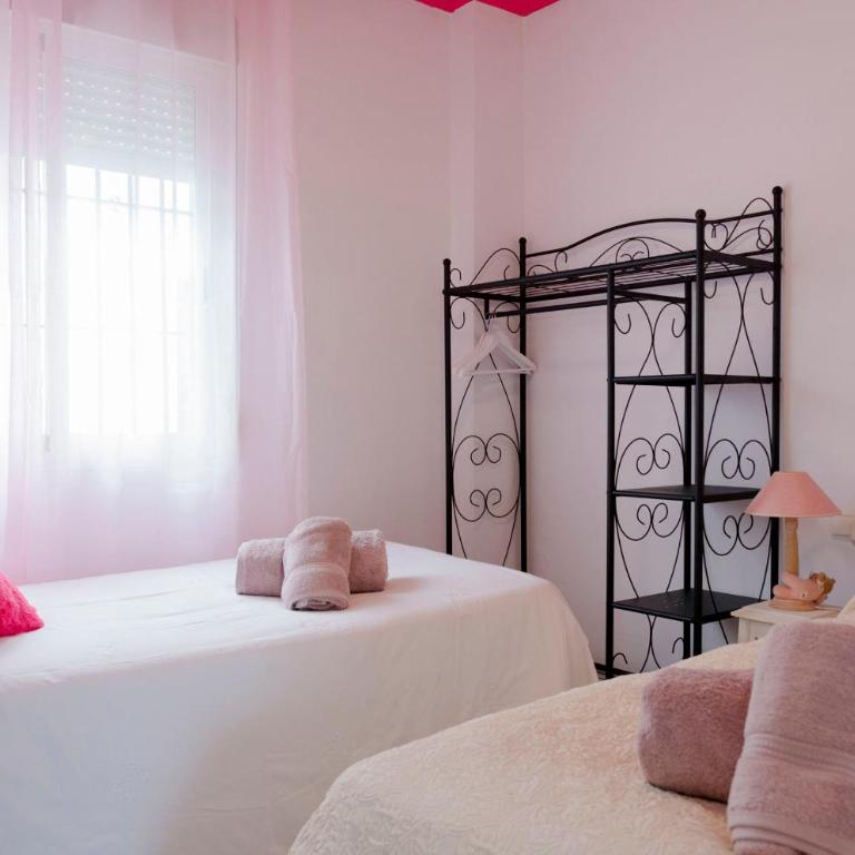 Mezquita Apart. with Free Parking - Apartamento de 3 dormitorios - 40