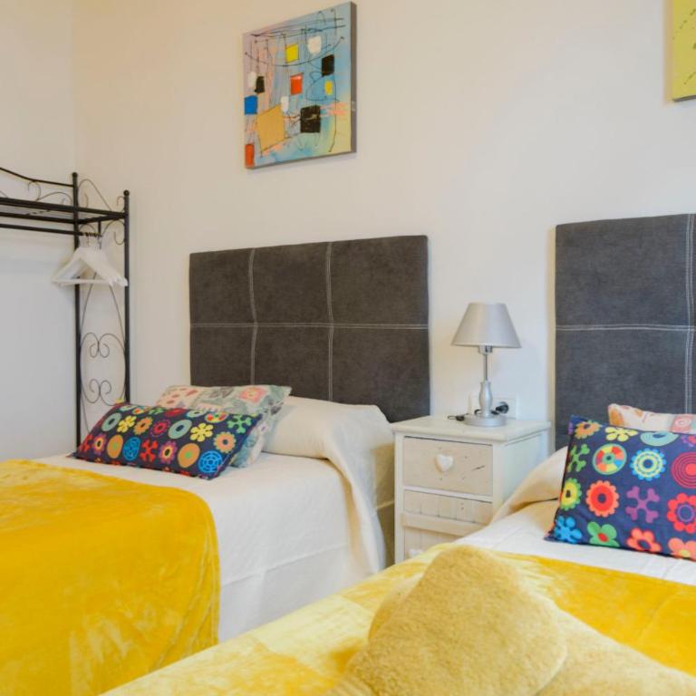 Mezquita Apart. with Free Parking - Apartamento de 3 dormitorios - 23