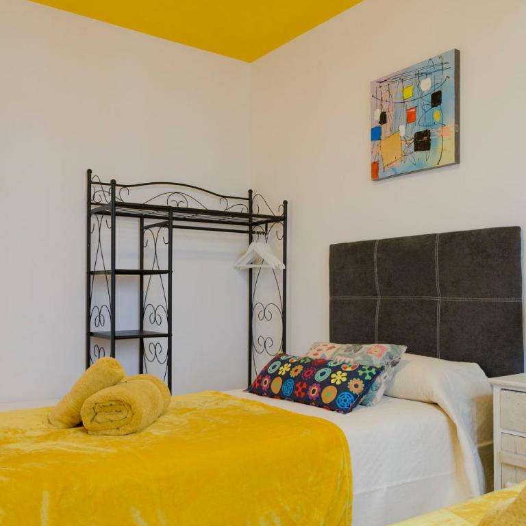 Mezquita Apart. with Free Parking - Apartamento de 3 dormitorios - 25
