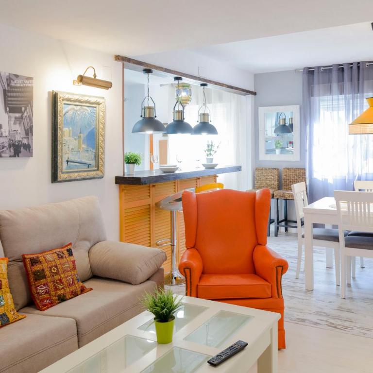 Mezquita Apart. with Free Parking - Apartamento de 3 dormitorios - 1