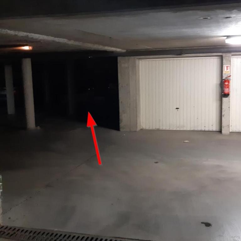 "Monplaisir", parking, espace de travail avec wifi, proximité commerces, gare, Université Lyon 3 , Tram T2, T4 et C25, idéal voyages d'affaires et tourisme - Studio - 30