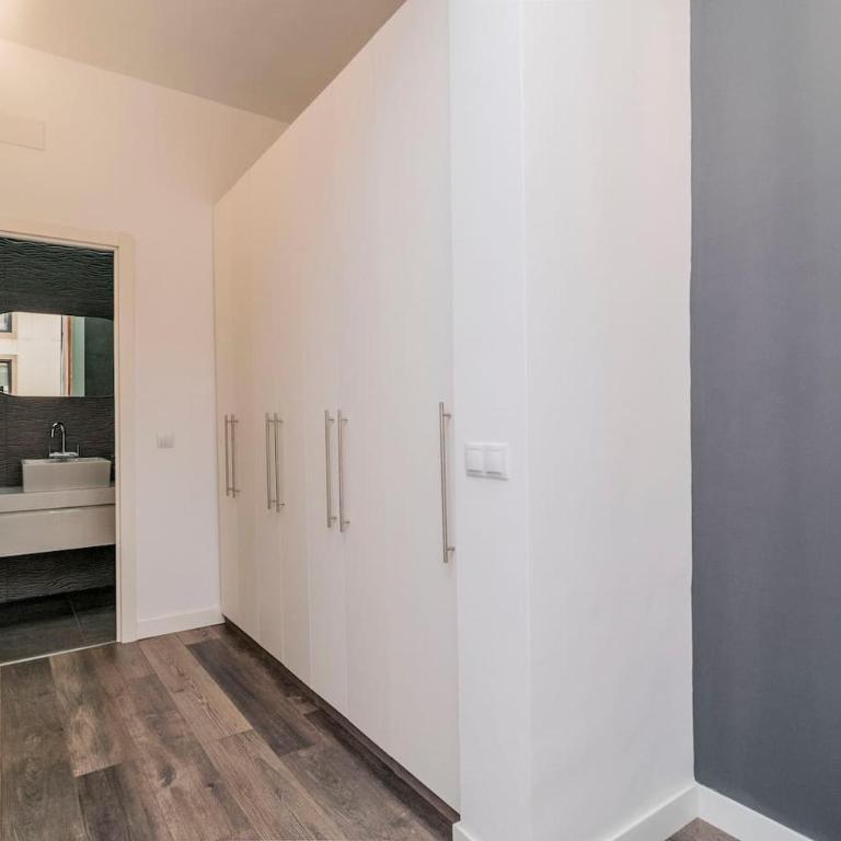 Magistral Apartamento a solo pasos de Gran Vía - Apartamento - 35