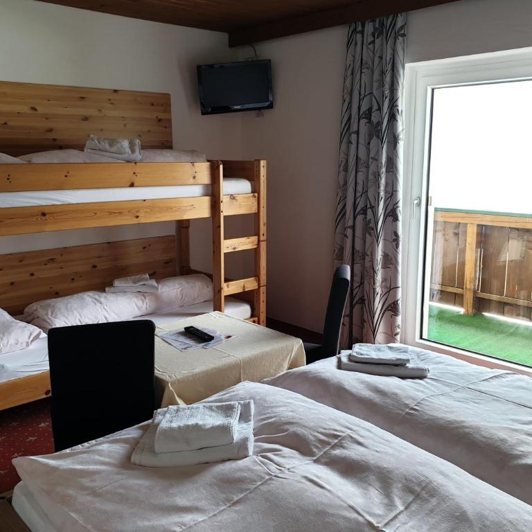 Landgasthof Hotel Zehenthof - Familienzimmer mit Balkon - 6
