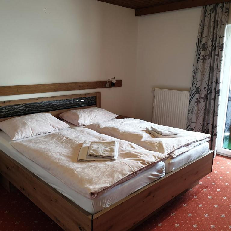 Landgasthof Hotel Zehenthof - Familienzimmer mit Balkon - 5
