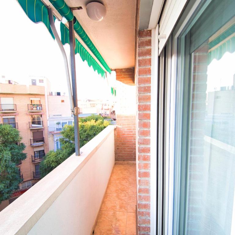Ático Azalea - Corazón del Carmen, doble balcon, wifi - Two-Bedroom Apartment - 19