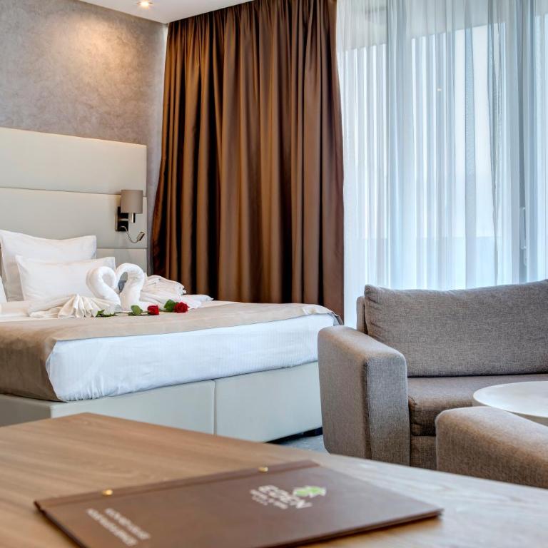 Hotel Eden - King Suite with Balcony - 4