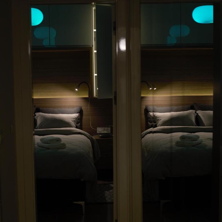 INNA Luxe&Wine- Central Belgrade Apartments - Deluks Apartman - 16