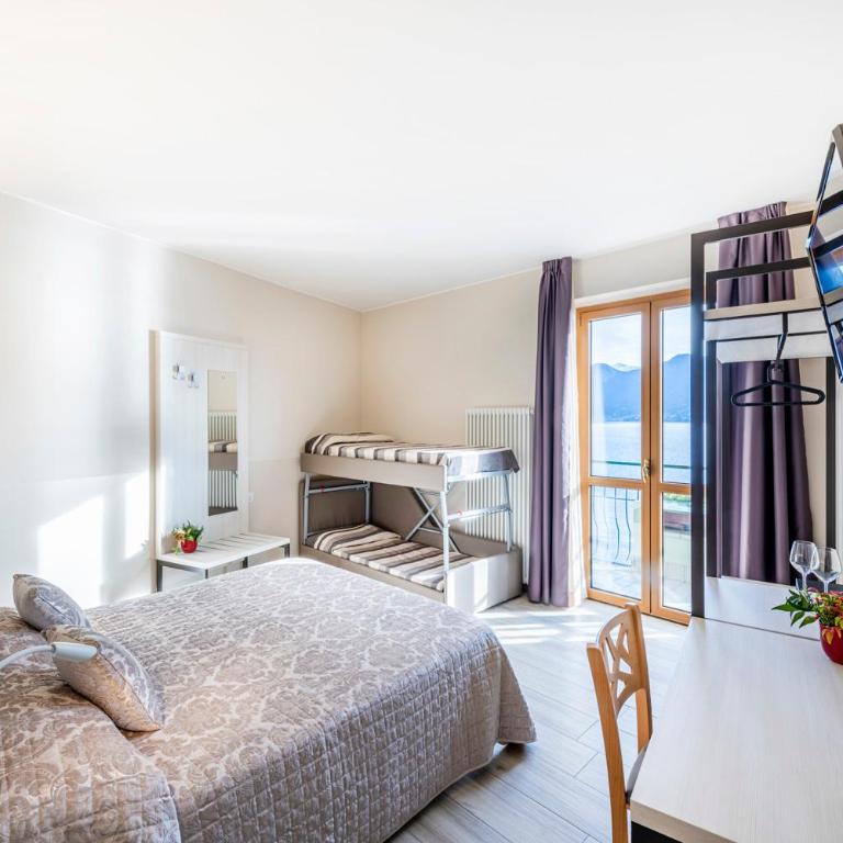 Hotel Argegno - Camera Familiare con Balcone e Vista Lago - 6