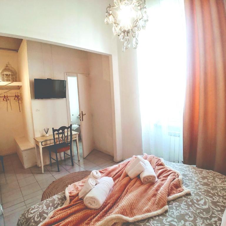 B&B Next Stop - Camera Matrimoniale con Bagno Privato - 5