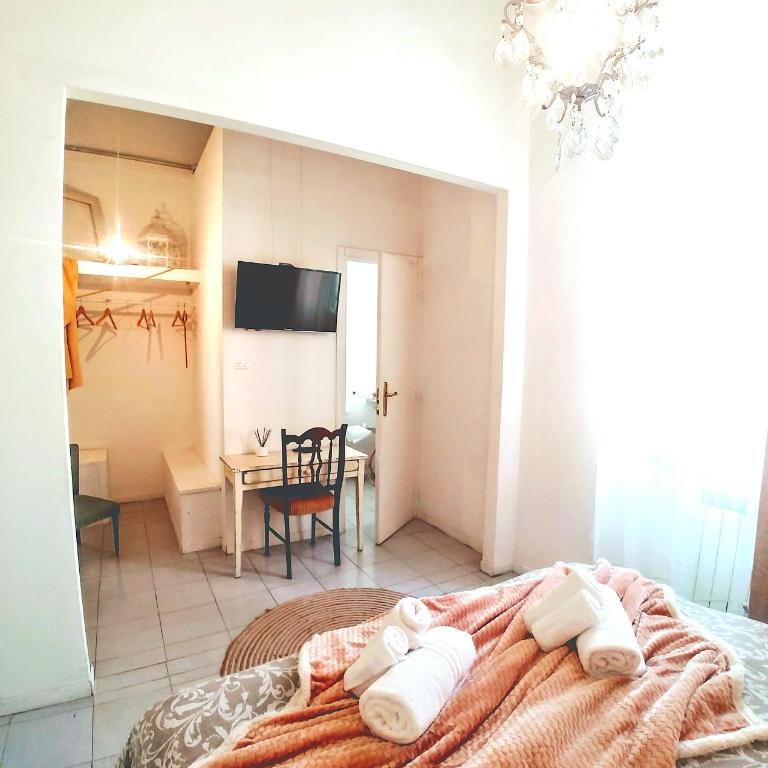 B&B Next Stop - Camera Matrimoniale con Bagno Privato - 7