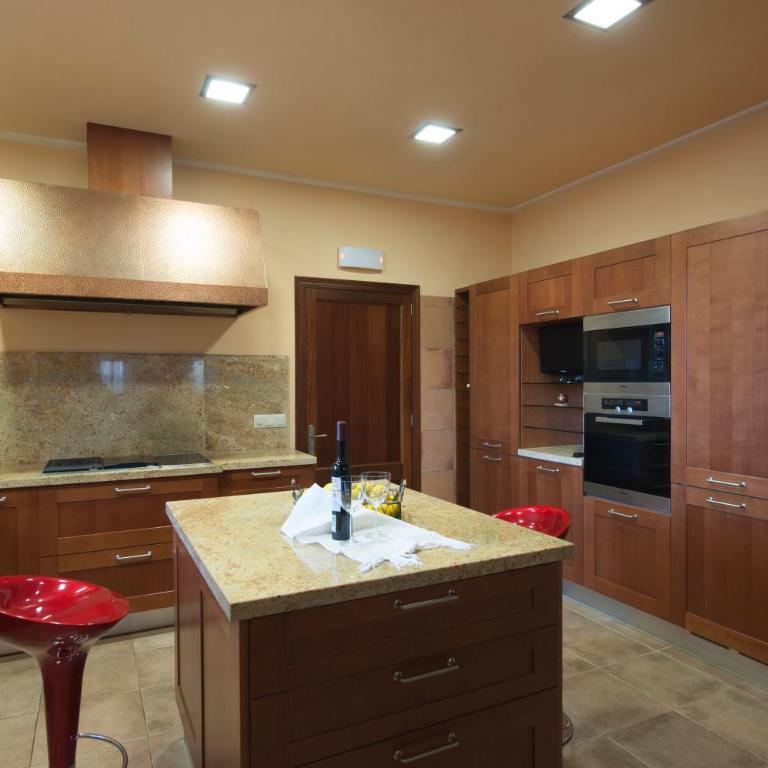 Can Corem de Son Moix - Luxurious 6-bedroom villa just 10 minutes from the beach - Villa - 22