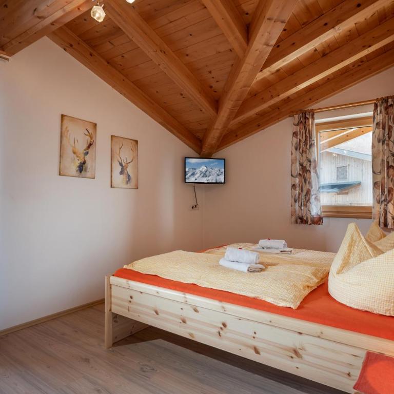 Talhammerhof - Two-Bedroom Apartment with Balcony - 9