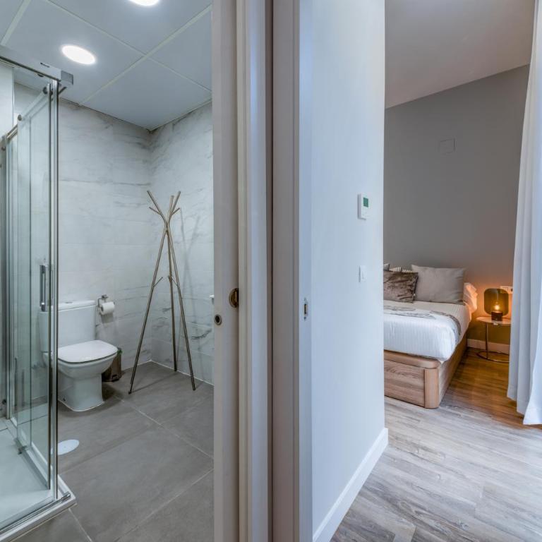 Holidays2Malaga Azucena Old Town - One-Bedroom Apartment with Balcony - 12