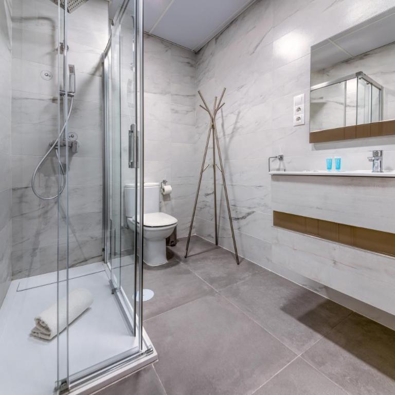 Holidays2Malaga Azucena Old Town - One-Bedroom Apartment with Balcony - 16