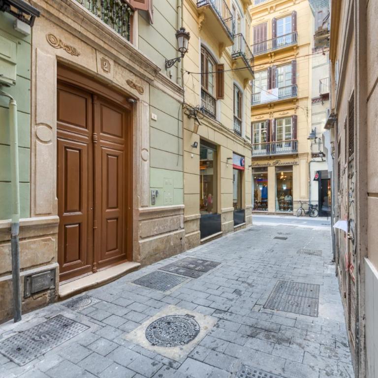 Holidays2Malaga Azucena Old Town - One-Bedroom Apartment with Balcony - 9