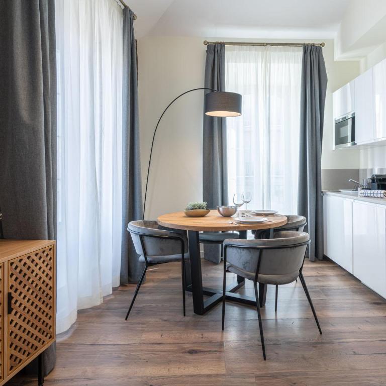 Home Art Apartments Málaga - Apartamento Superior - 19