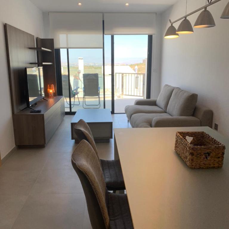 Mar y Sol - Two-Bedroom Apartment - 13