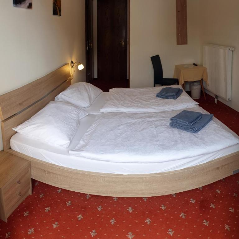 Landgasthof Hotel Zehenthof - Doppelzimmer mit Bergblick - 3