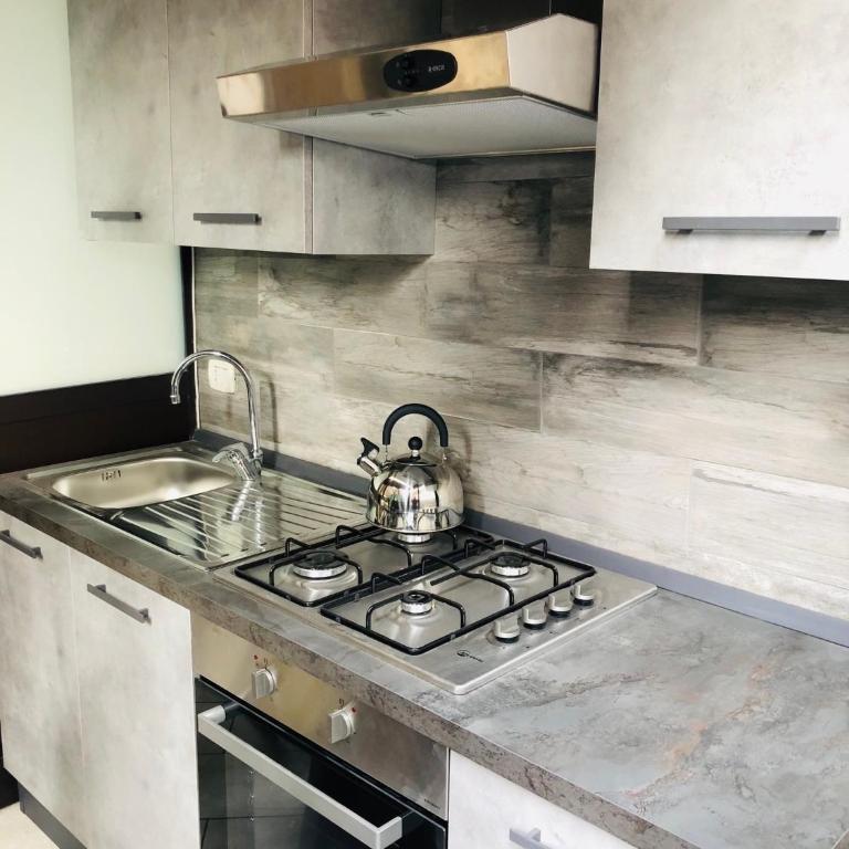 Antony’s Home - Triple Room with Shared Bathroom - 20