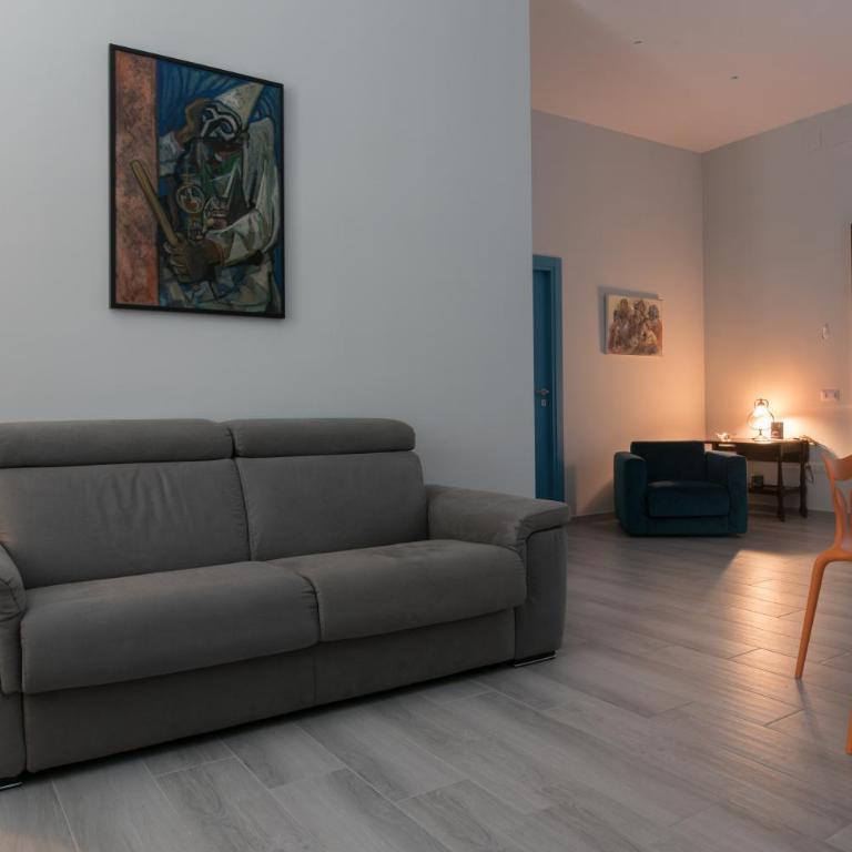 The Luxury Erica's Apartment - Two-Bedroom Apartment - 11