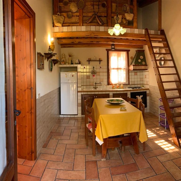 Baglio Cracchiolo Casa Baldo - Appartamento con 2 Camere da Letto - 8