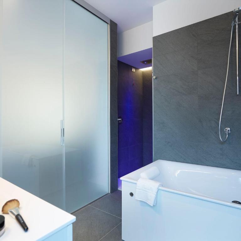 Boutique Hotel Touring - Junior Suite - 9