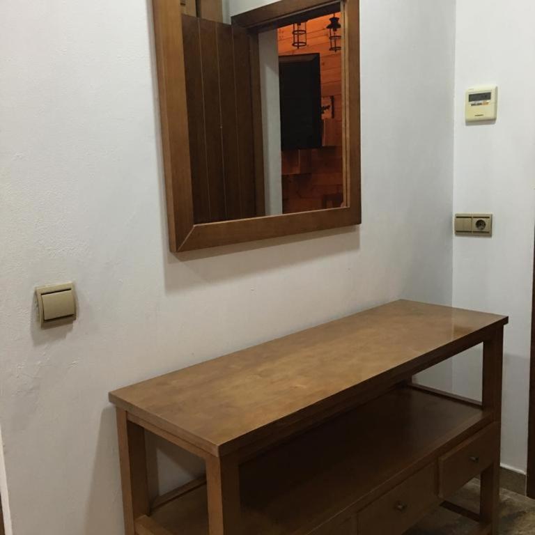 Avenida Reyes Católicos - Apartamento de 2 dormitorios - 17