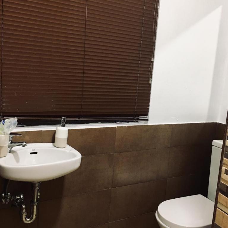 Avenida Reyes Católicos - Apartamento de 2 dormitorios - 13