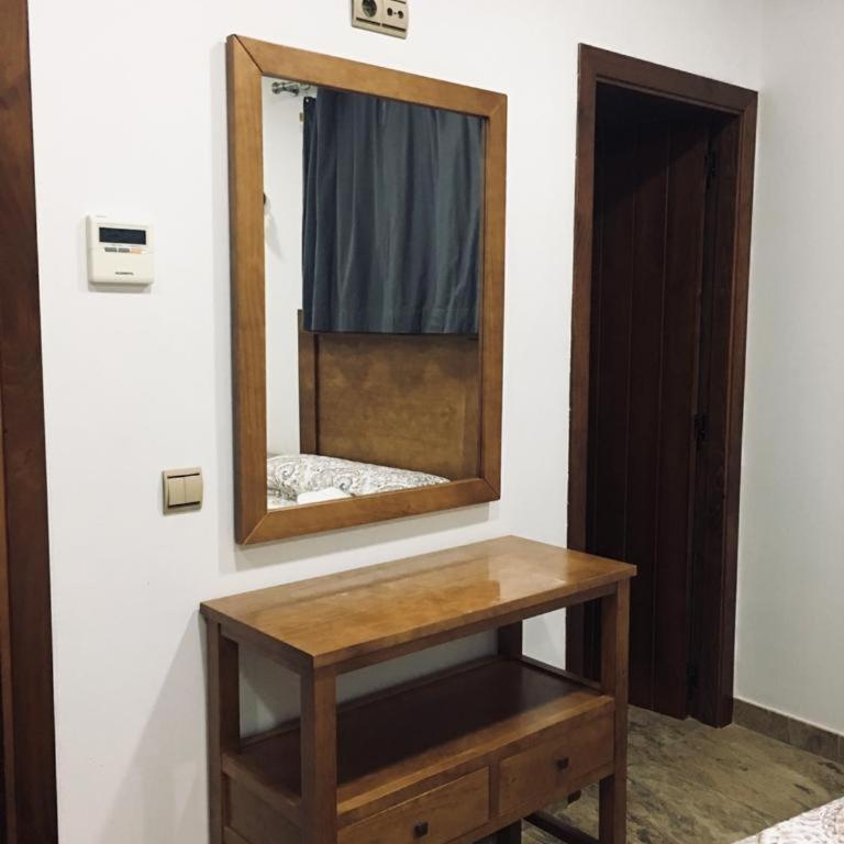 Avenida Reyes Católicos - Apartamento de 2 dormitorios - 12