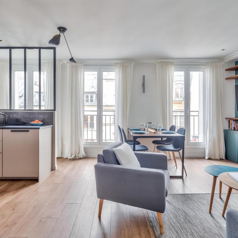 Splendid 3 bdrs Flat in a Prime Location of Paris - Three-Bedroom Apartment - 14
