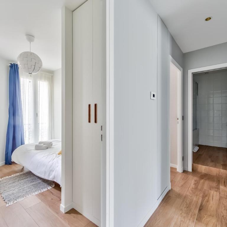 Splendid 3 bdrs Flat in a Prime Location of Paris - Three-Bedroom Apartment - 16