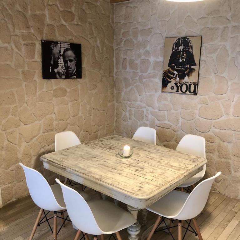 Duplex La Ciotat - superbe 85 m2 - 6 pers - 3 chambres - Climatisation - Vue mer et proche du vieux port La Ciotat - Apartment mit 3 Schlafzimmern - 6