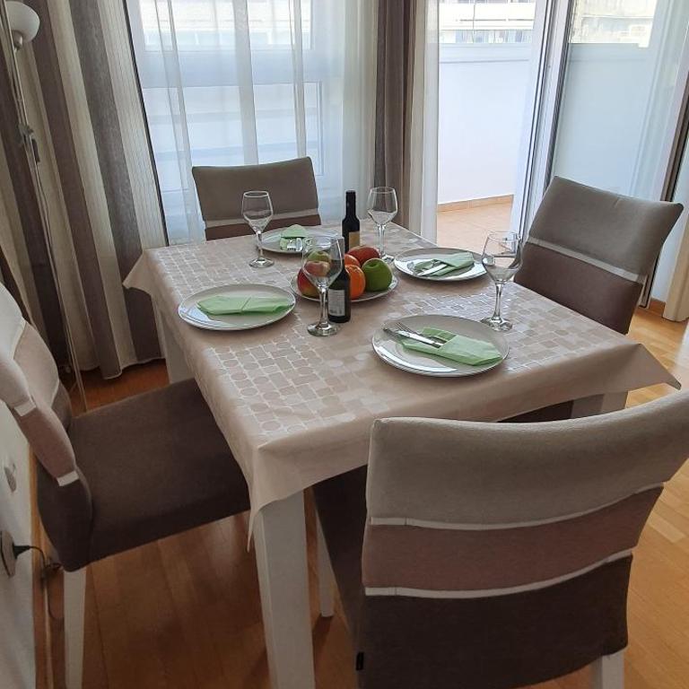 Royal apartment Belvill - Two-Bedroom Apartment - 10