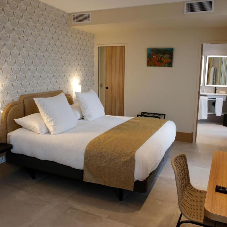 Splendid Hôtel & Spa - Chambre Double Supérieure avec Accès au Spa (sur Réservation) - Vue sur Mer - 5