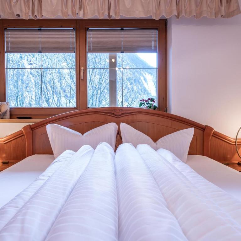 Landhaus Seiringer Apartments - Apartment mit 1 Schlafzimmer, Balkon und Bergblick - 3
