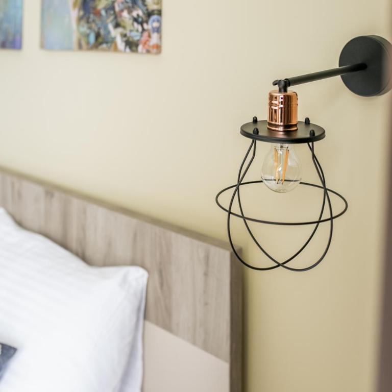 Sky Cabin Apartments - FREE GARAGE - One-Bedroom Apartment - 15