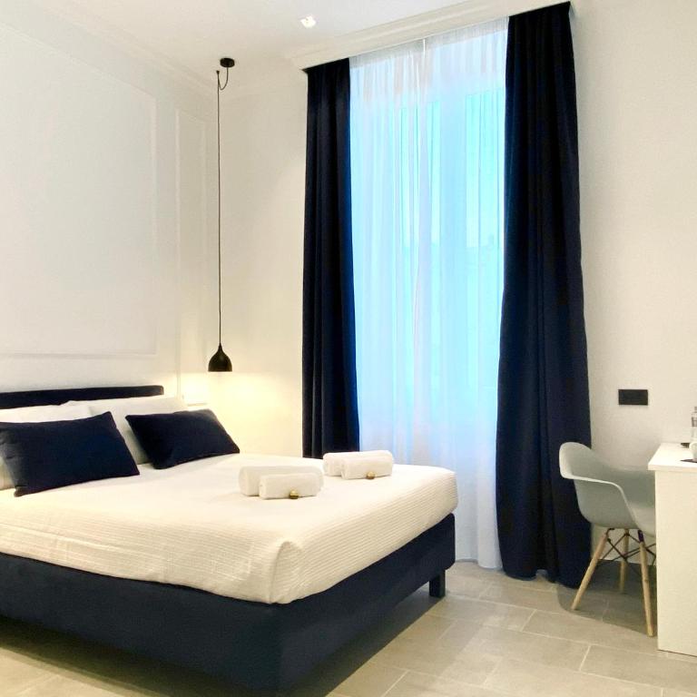 THE ONE - SUN 'n SEA ROOMS - Deluxe Double Room - 1