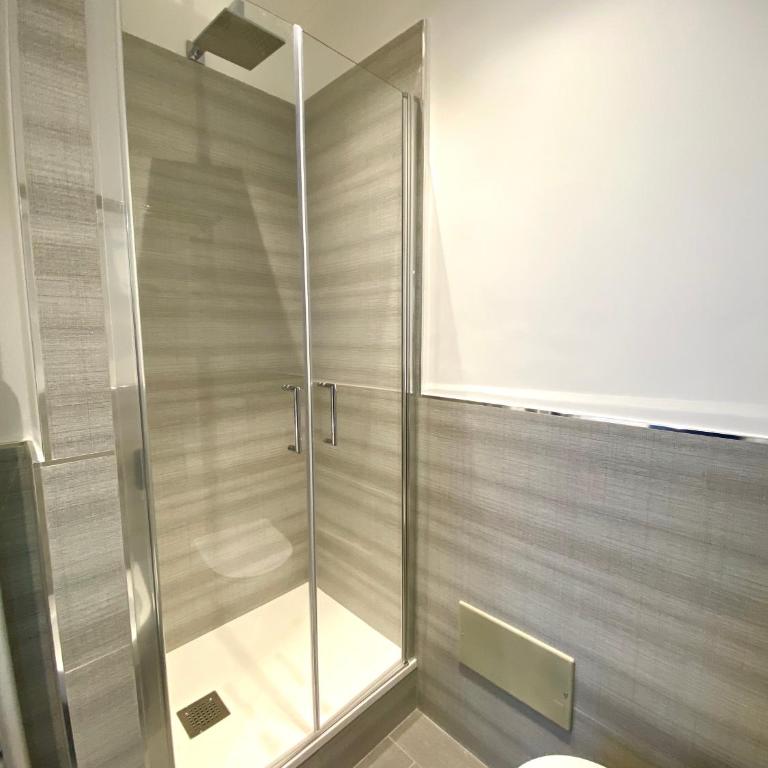 THE ONE - SUN 'n SEA ROOMS - Deluxe Double Room - 21