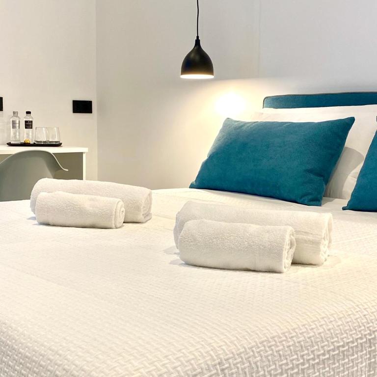 THE ONE - SUN 'n SEA ROOMS - Deluxe Double Room - 19