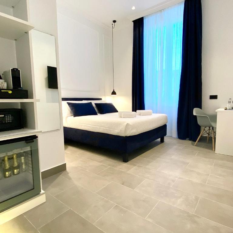 THE ONE - SUN 'n SEA ROOMS - Deluxe Double Room - 24