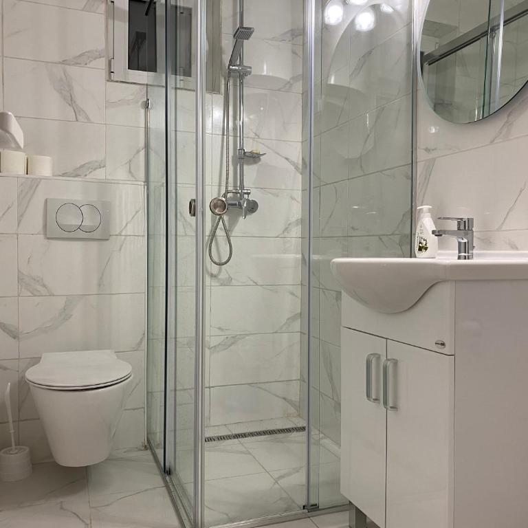 Veselinka Apartments & Rooms - Double Room with Private External Bathroom - 6