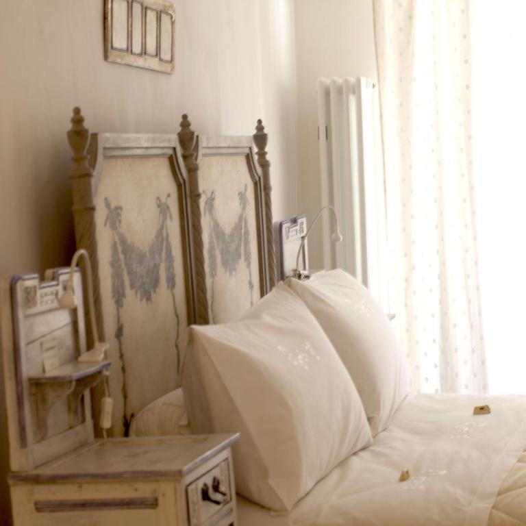 Corte delle Camelie Bed and Breakfast - Deluxe Double Room - 22