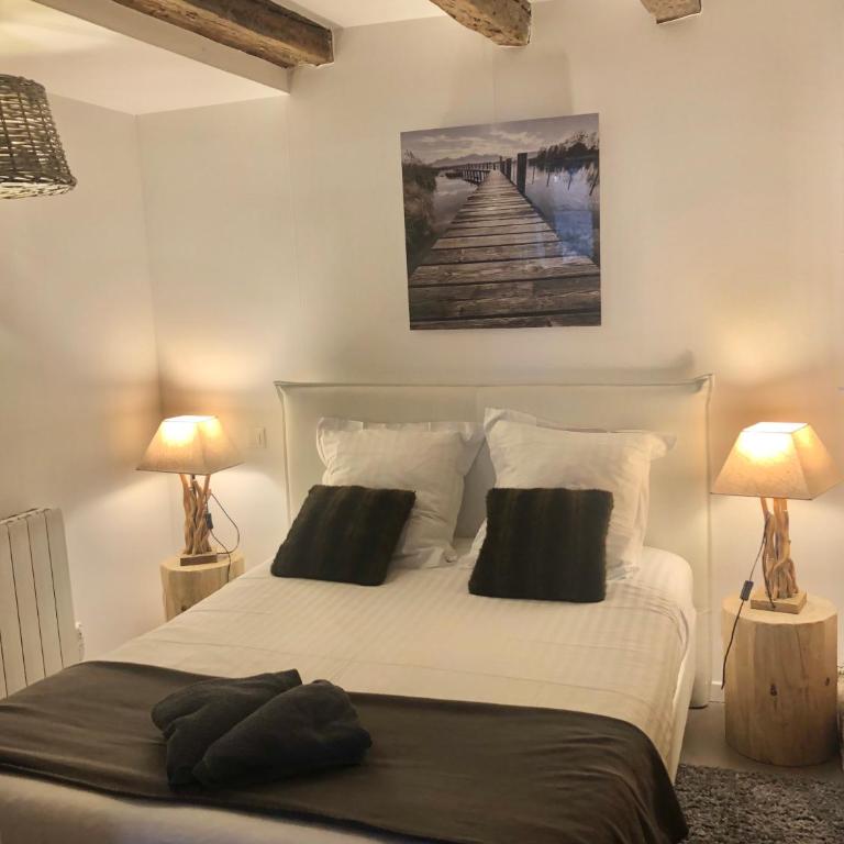 Carpe Diem Home - Two-Bedroom Apartment La Petite France - Third Floor - 10