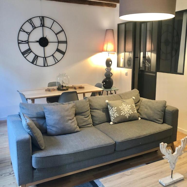 Carpe Diem Home - Two-Bedroom Apartment La Cathédrale - Second Floor - 8